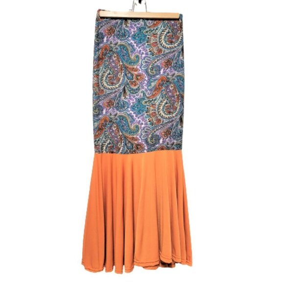 Long Skirt Maxi Skirt with Elasticized Waistband - Picture 4 of 8